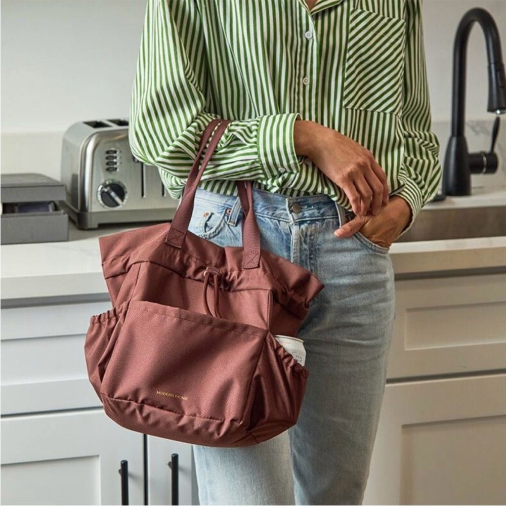 NWT Modern Picnic Lunch Bag